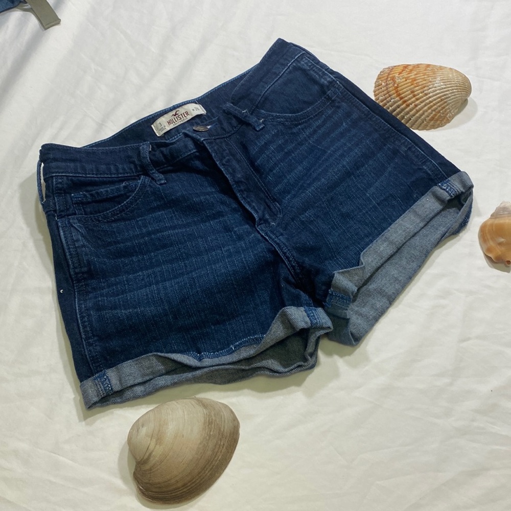 Hollister woman’s shorts size 3